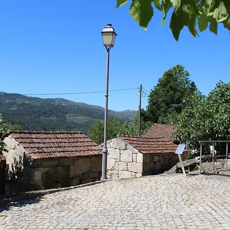 Casas Velhas * Santo Aleixo de Além Tamega